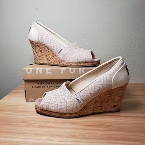 Tom's Women's‎ Size 8 Natural Beige Tan Woven Diamond Wedge Heel New